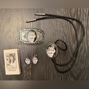 Wolf Design Silver and Black Accessory Set by Julie Zsupnik